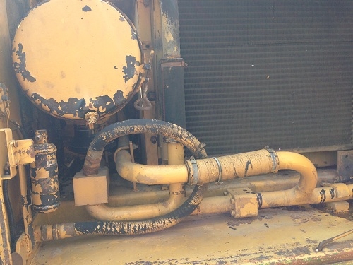 ขายรถแบคโฮ CAT E200B นำเข้าจากญี่ปุ่น มี VDO ครับ สภาพสวย คอนโทรลสั้น ติดต่อ 089-8368497/081-2990958