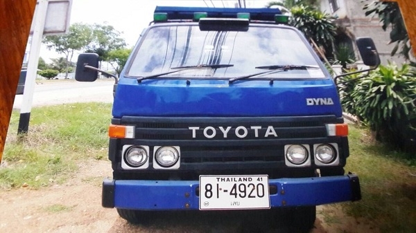 ขาย TOYOTA 6 ล้อดั๊มพ์