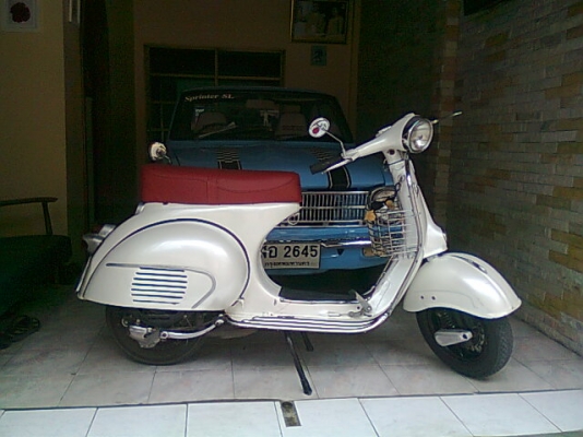 ขาย vespa คับราคาถูกๆ No Book สภาพพร้อมใช้..ขี่กลับได้เลย