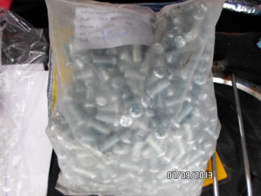 ขายน๊อต เกรด A จำนวนมาก