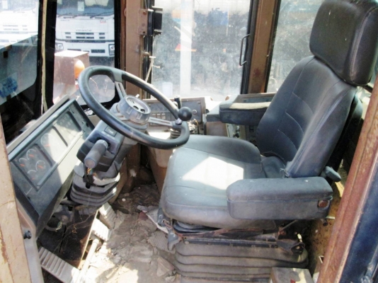 รถตัก 2005 Caterpillar 950F เครื่องจักรมือสองในประเทศ สภาพสวย พร้อมใช้งาน เอกสารพร้อมโอน