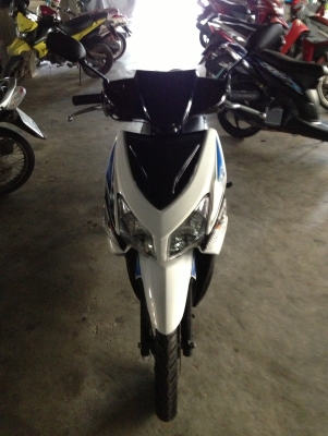 ขาย honda คลิก คอมบายเบรคแท้ ปี50 สีขาว สภาพเดิมๆ ขาย honda คลิก คอมบายเบรคแท้ ปี50 สีขาว สภาพเดิมๆ