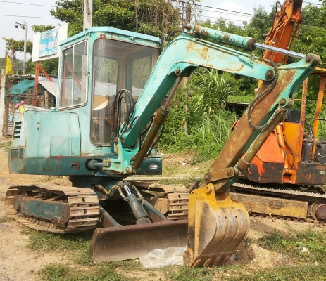 สุดคุ้ม YANMAR -351มีเก๋งมีอินวอยส์