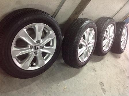 ขายล้อแม็กพร้อมยางใหม่ๆ ยางgoodyear สัปดาที่26ปี2013 สภาพ99\% ล้อhonda jazz ป้ายแดง ได้รถมาวันเสาเปลี่ยนแม็กวันอาทิตค่ะ ซีรี่ยาง175/65/15 ขายล้อแม็กพร้อมยางใหม่ๆ ยางgoodyear สัปดาที่26ปี2013 สภาพ99\% ล้อhonda jazz ป้ายแดง ได้รถมาวันเสาเปลี่ยนแม็กวันอาทิตค่ะ ซีรี่ยาง175/65/15