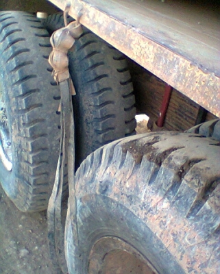 เจ้าของฝากขาย Hino 2K ดัมพ์สามมิตร ยางใหม่ 8 เส้น โทร 088-4501277