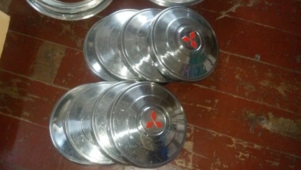 ฝาครอบล้อ Mitsu ครบชุด 2,000