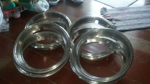 ฝาครอบล้อ Mitsu ครบชุด 2,000