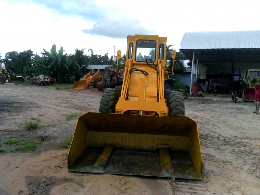 ขายรถตักTCM รุ่น STD 25