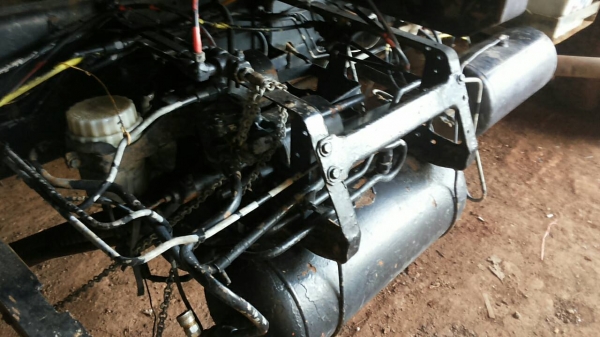 ***ขายแล้วครับขอบคุณ Truck2hand ***ขออนุญาตลงขายใหม่ หลุดมัดจำ ครับ ขาย 10ล้อ2เพลาดั๊มสภาพดีเครื่องใหญ่ ISUZU ROCKY F 210 วางเครื่อง deca270(ลงเล่ม)เครื่องแห้งดี แรงดีไม่จุกจิก เกียร์ดี ช่วงล่างแน่นคัสซีสวยเดิม ไม่ผุไม่ดาม กระบะดั๊มเหล็ก สามมิตรสภาพดี ข้า