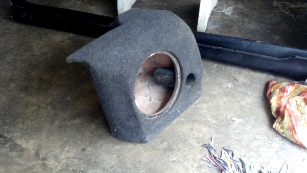 ตู้ลำโพง (ซัพ) 12" New VIOS ตู้ลำโพง (ซัพ) 12" New VIOS
