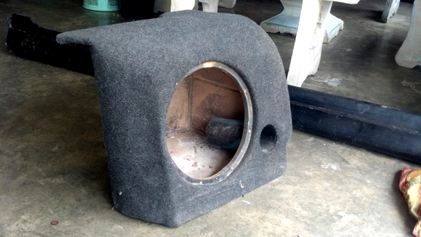 ตู้ลำโพง (ซัพ) 12"  New VIOS