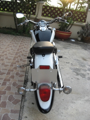 เสร็จแล้วครับ รถลูกค้าสั่งประกอบ yamaha dragstar400 ปี 2000