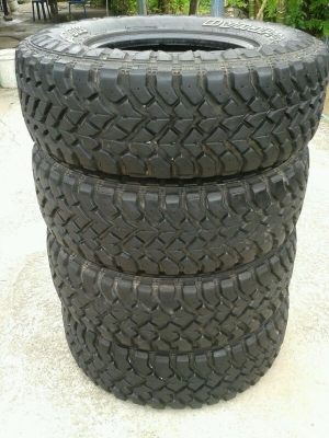 ขายยาง Mud Honkook Dynapro MT 265/75R16 ดอกเต็มๆ สวยๆ ขายยาง Mud Honkook Dynapro MT 265/75R16 ดอกเต็มๆ สวยๆ