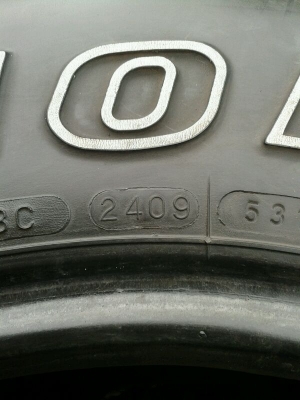 ขายยาง Mud Maxxis Bighron 762 ขนาด 265/75R16 ขายยาง Mud Maxxis Bighron 762 ขนาด 265/75R16