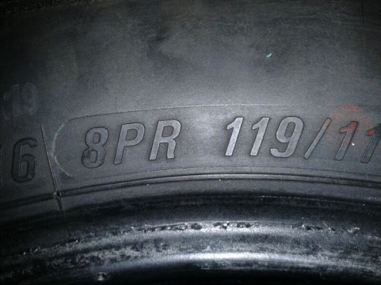 ขายยาง Mud Maxxis Bighron 762 ขนาด 265/75R16 ขายยาง Mud Maxxis Bighron 762 ขนาด 265/75R16