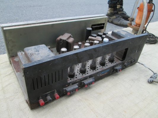 เครื่องหลอด เก็บมาหลังบ้านลูกค้า ตามรูปเลยครับ ราคานิดเดียว เครื่องหลอด เก็บมาหลังบ้านลูกค้า ตามรูปเลยครับ ราคานิดเดียว