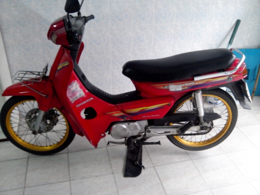 ขาย Honda ดรีมครับ ทะเบียนไม่ขาด พร้อมโอน