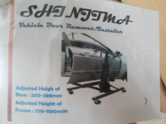 ตัวตั้งประตูรถยนต์  ร้านติดตั้งเครื่องเสียงรถยนต์ก็ใช้ได้ครับ