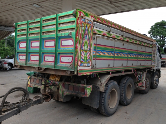 ขาย รถ 12 ล้อ ดั้ม สภาพสวย พร้อมใช้งาน ติดต่อ 081-4283210