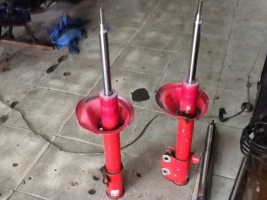 บริการ ซ่อมโช๊คอัพ ช่วงล่าง เบรค คลัช รถยนต์ทุกชนิด