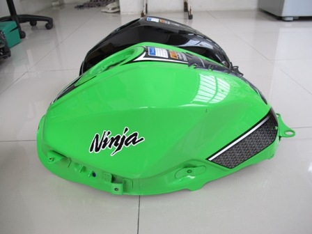 ขายถังน้ำมัน คาวาซากิ นินจา ขายถังน้ำมัน คาวาซากิ นินจา