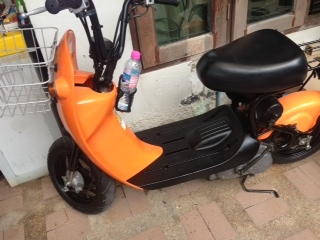 ขายรถมอเตอร์ไซด์ SUZUKI Choi Nori 4 จังหวะ 50 cc