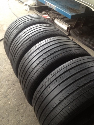 ขายยางYOKO DB 235-40-18และ265-35-18 ปี09 ทั้งชุดถูกๆ