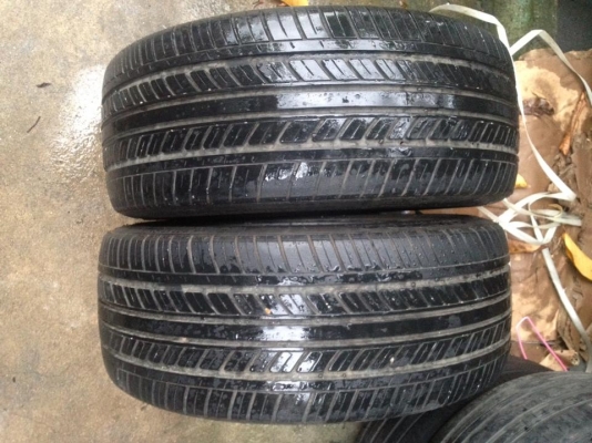 ขายยาง อินโด 225-40-18 ปี10 ดอกหนา90\% 1คู่ถูกๆ