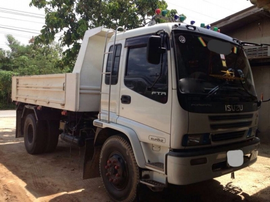 รถอีซูซุ 6 ล้อดั้ม 200 แรงม้า ปี 51  ( รถวิ่ง 2xx,xxx กม. )  สนใจติดต่อ 081 - 6079515