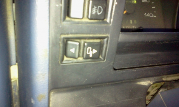 ขายหกล้อดั้ม 195 แรง ประกอบนอกทั้งคัน รถสวยสมบูรณ์สุดๆ ครับขายราคา825000 บาทครับ จัดแนนได้500000บาทครับลดราคาแล้วใครสนใจคุยกันครับ จะขายแล้ว