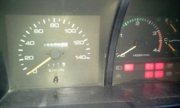 ขายหกล้อดั้ม 195 แรง ประกอบนอกทั้งคัน รถสวยสมบูรณ์สุดๆ ครับขายราคา825000 บาทครับ จัดแนนได้500000บาทครับลดราคาแล้วใครสนใจคุยกันครับ จะขายแล้ว