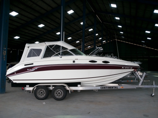 ขายเรือสปีดโบท นำเข้าจากอเมริกา (22ฟุต) มีเคบิน