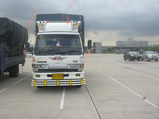 บุญเลิศ รุ่งเรืองขนส่ง รถอยู่มินบุรี รับจ้างขนส่งของทั่วประเทศ