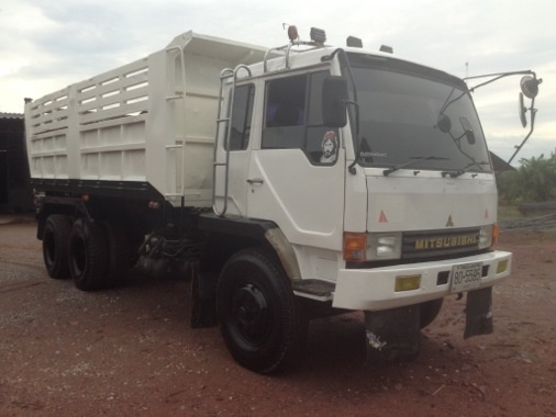 รถบรรทุกสิบล้อ ดัมพ์ Mitsubishi ไอ้หลง FUSO (FN527MA) เครื่อง 190 แรงม้า (6D16) 2 เพลา. 10 Speed ซัซซี่สวย ยางดี 870,000 รถบรรทุกสิบล้อ ดัมพ์ Mitsubishi ไอ้หลง FUSO (FN527MA) เครื่อง 190 แรงม้า (6D16) 2 เพลา. 10 Speed ซัซซี่สวย ยางดี 870,000