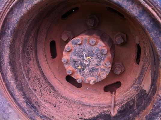 ขายNPR เครื่อง4BE1 พร้อมใช้ ไม่ต้องซ่อม เล่มพร้อมโอน