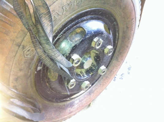 ขายNPR เครื่อง4BE1 พร้อมใช้ ไม่ต้องซ่อม เล่มพร้อมโอน