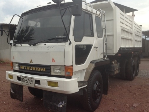 รถบรรทุกสิบล้อ ดัมพ์ Mitsubishi ไอ้หลง FUSO (FN527MA) เครื่อง 190 แรงม้า (6D16) 2 เพลา. 10 Speed ซัซซี่สวย ยางดี 870,000
