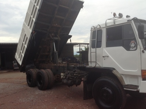 รถบรรทุกสิบล้อ ดัมพ์ Mitsubishi ไอ้หลง FUSO (FN527MA) เครื่อง 190 แรงม้า (6D16) 2 เพลา. 10 Speed ซัซซี่สวย ยางดี 870,000 รถบรรทุกสิบล้อ ดัมพ์ Mitsubishi ไอ้หลง FUSO (FN527MA) เครื่อง 190 แรงม้า (6D16) 2 เพลา. 10 Speed ซัซซี่สวย ยางดี 870,000