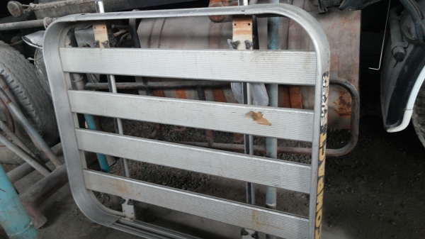 แร๊คหลังคา แร๊คหลังคา