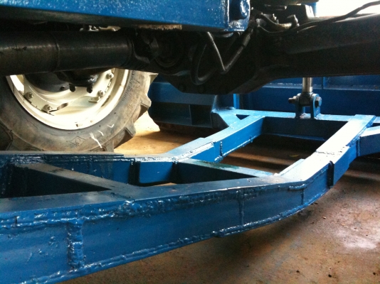 ขายรถไถ FORD 6640 New Holland 4x4WD ปี96 พร้อมใบอินวอยไปจดทะเบียน