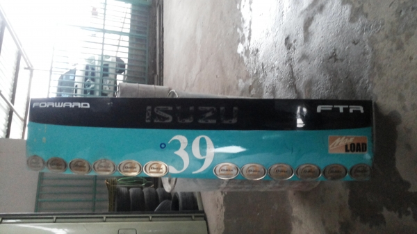 แผงหน้าอีซุซุเดสก้าแท้ห้าง