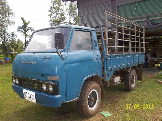 ขาย4ล้อกลาง นิสสัน เครื่อง 96 แรงม้า  มีสโลว์พร้อมลุย  เฟืองท้ายใหญ่
