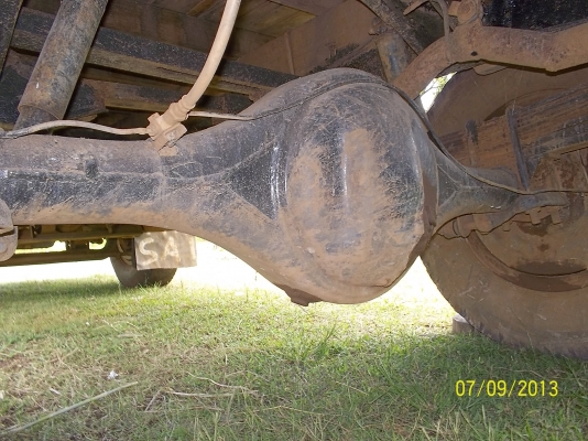 ขาย4ล้อกลาง นิสสัน เครื่อง 96 แรงม้า  มีสโลว์พร้อมลุย  เฟืองท้ายใหญ่