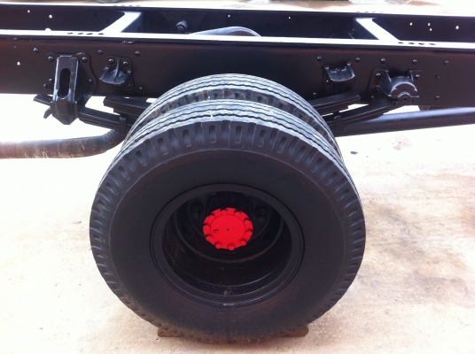 ISUZU FRR เครื่อง 175 หัวลากคัสซี ทำสีหัวแล้ว เครื่องดี คัสซีสวย ราคาต่อรองได้ ISUZU FRR เครื่อง 175 หัวลากคัสซี ทำสีหัวแล้ว เครื่องดี คัสซีสวย ราคาต่อรองได้