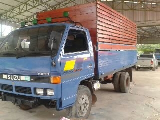 หกล้อ ISUZU ดั้มเกษตร NPR115สภาพเดิมๆสวยพร้อมใช้ราคาเบาๆ