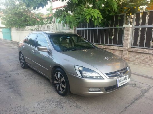 รถบ้าน เจ้าของใช้เอง ไม่เคยทำสี ไม่เคยประสบอุบัติเหตุ เดิมทั้งคัน ติดแก๊สLPG ระบบหัวฉีด ฟรีดาวน์ สินเชื่อผ่านง่าย ติดแบล็คลิส หรือต่างจังหวัดก็ซื้อได้ มาดูรถก่อน หรือทดลองขับดูได้