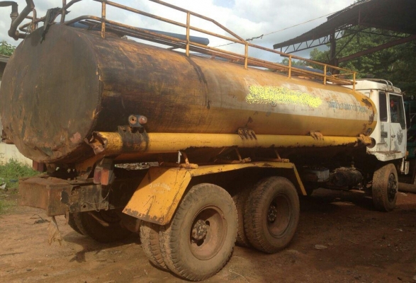 ***ขายแล้วครับขอบคุณ Truck2hand ขาย หัว-คัสซี (ไม่รวมถังน้ำ)10ล้อ2เพลา "ไอ้หลง สายฟ้า195" MITSU FN527M-A2x,xxx เครื่องเดิม6D16 195HP แรงดี มีเยิ้มนิดๆ เกียร์เดิม10สปีด ช่วงล่างคัสซีสวยเดิมไม่ช้ำ ไม่ผุไม่ดามไม่บวม สาแหรกตรงแล้ว เบรคเล็ก พ.พาวเวอร