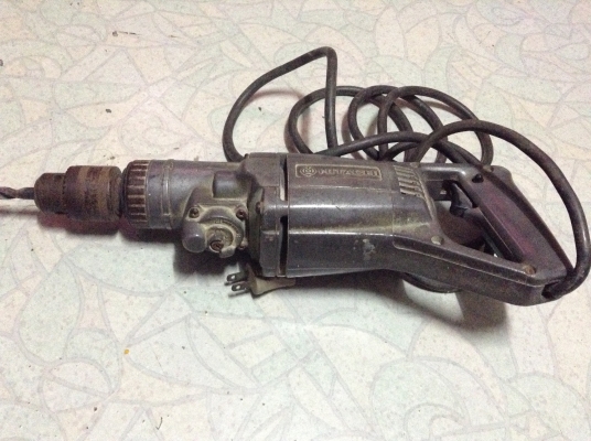 ขายสว่าน Hitachi แท้ๆ 1400 บาทลดราคาด่วนๆ ขายสว่าน Hitachi แท้ๆ 1400 บาทลดราคาด่วนๆ