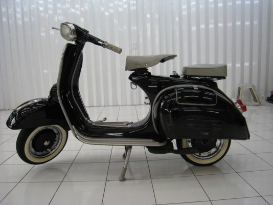 มาตรฐาน เวสป้า สปิ๊นหัวเหลี่ยม รหัสvbb1t สภาพสวยมาก เครื่องดี พร้อมใช้ทะเบียนพร้อมโอน