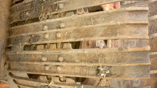 รถเกี่ยวข้าวศักพัฒนา KM49 อีซูซุ 235 เทอร์โบ สภาพดี รถเกี่ยวข้าวศักพัฒนา KM49 อีซูซุ 235 เทอร์โบ สภาพดี